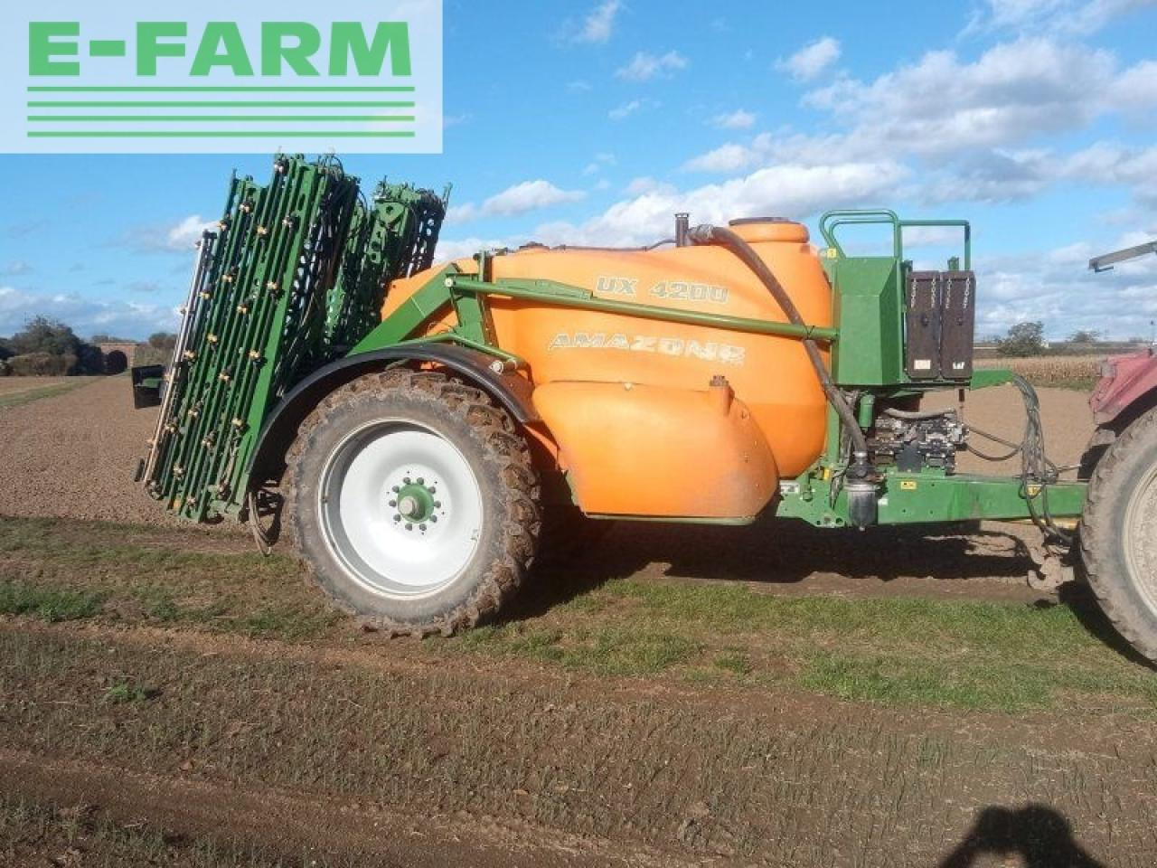 Amazone ux 4200 - Trailed sprayer: picture 1 Amazone ux 4200 - Trailed sprayer: picture 1