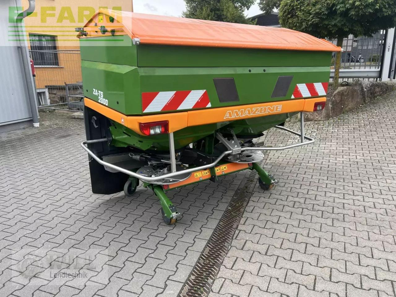 Amazone za-ts 2600 - Fertilizer spreader: picture 1 Amazone za-ts 2600 - Fertilizer spreader: picture 1