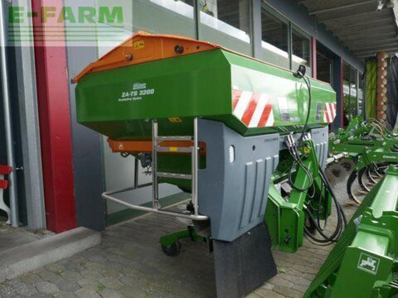Amazone za-ts profis hydro 3200 - abgelagert top ausstat - Fertilizer spreader: picture 1 Amazone za-ts profis hydro 3200 - abgelagert top ausstat - Fertilizer spreader: picture 1