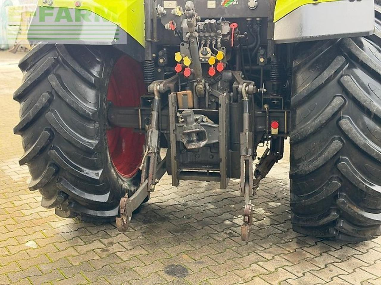 CLAAS ares 577 - Farm tractor: picture 5 CLAAS ares 577 - Farm tractor: picture 5