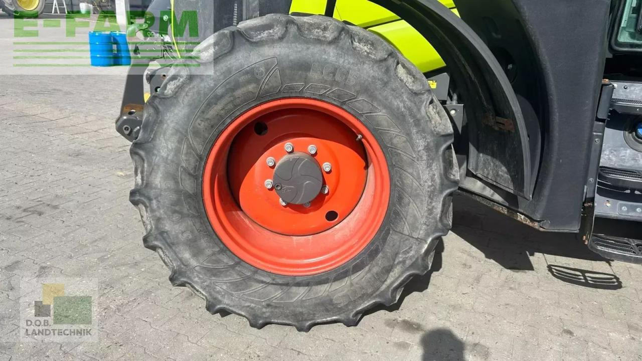 Farm tractor CLAAS arion 630: picture 9