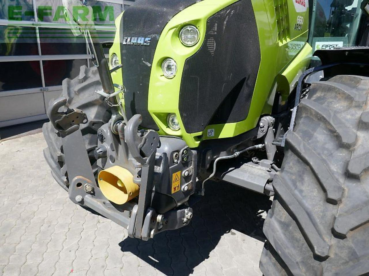 CLAAS arion 660 cmatic cebis CMATIC CEBIS - Farm tractor: picture 3 CLAAS arion 660 cmatic cebis CMATIC CEBIS - Farm tractor: picture 3