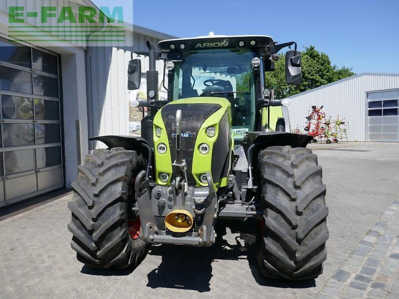 CLAAS arion 660 cmatic cebis CMATIC CEBIS - Farm tractor: picture 2 CLAAS arion 660 cmatic cebis CMATIC CEBIS - Farm tractor: picture 2