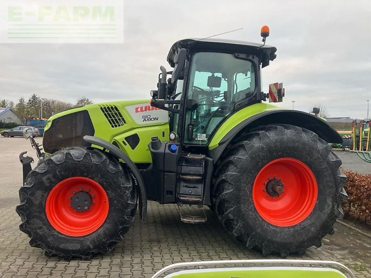 CLAAS axion 810 cis+ cm - Farm tractor: picture 1 CLAAS axion 810 cis+ cm - Farm tractor: picture 1