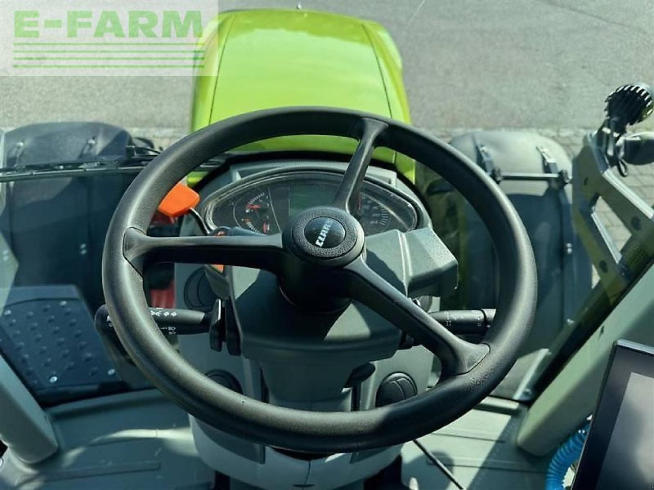 Farm tractor CLAAS axion 870 cmatic cebis CMATIC CEBIS: picture 12