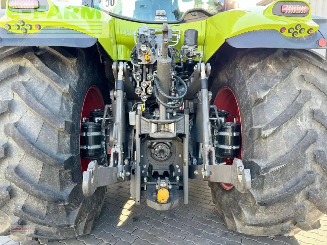 CLAAS axion 870 cmatic cis+ CMATIC CIS+ - Farm tractor: picture 3 CLAAS axion 870 cmatic cis+ CMATIC CIS+ - Farm tractor: picture 3