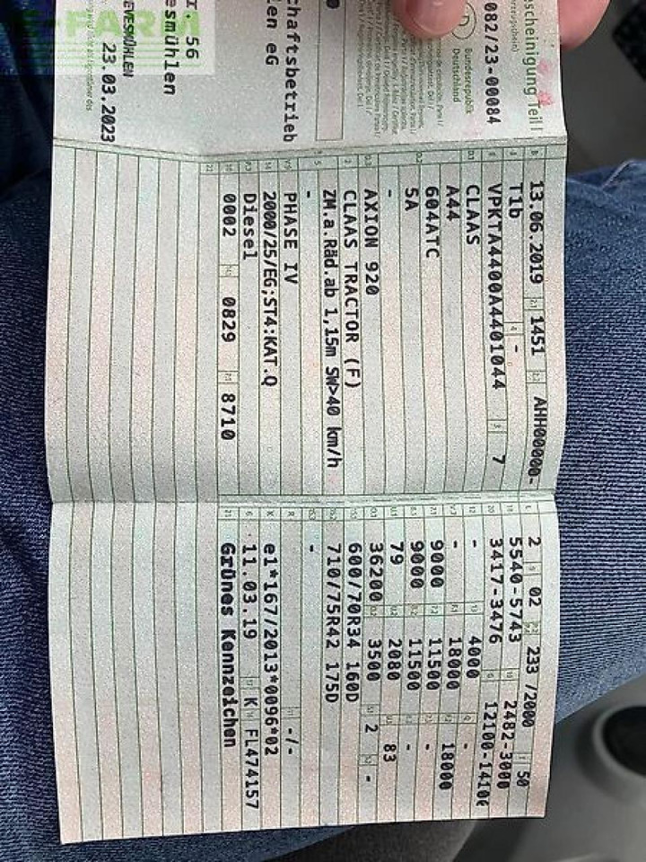 Farm tractor CLAAS axion 920: picture 16