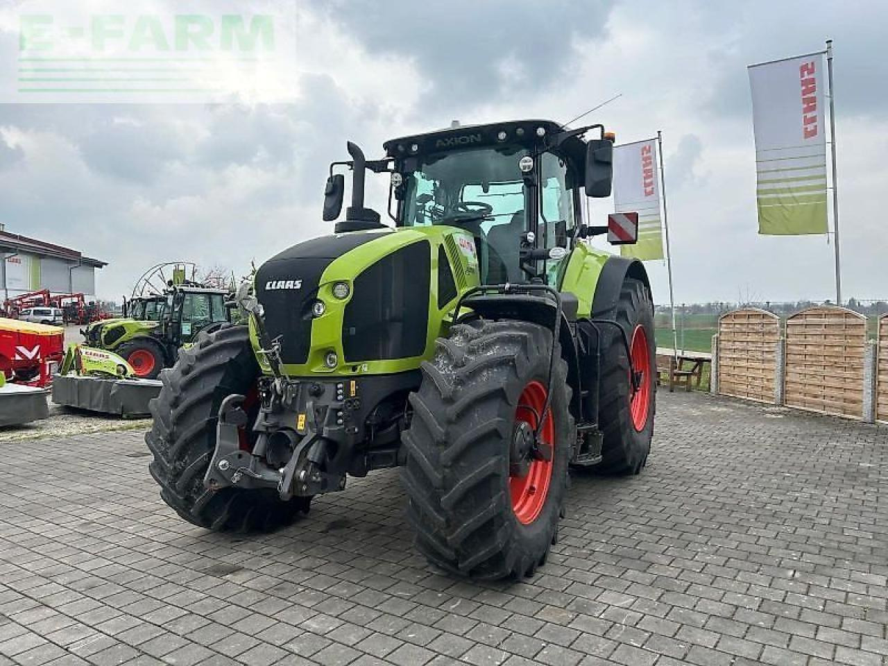 CLAAS axion 930 cmatic cebis CMATIC CEBIS - Farm tractor: picture 3 CLAAS axion 930 cmatic cebis CMATIC CEBIS - Farm tractor: picture 3