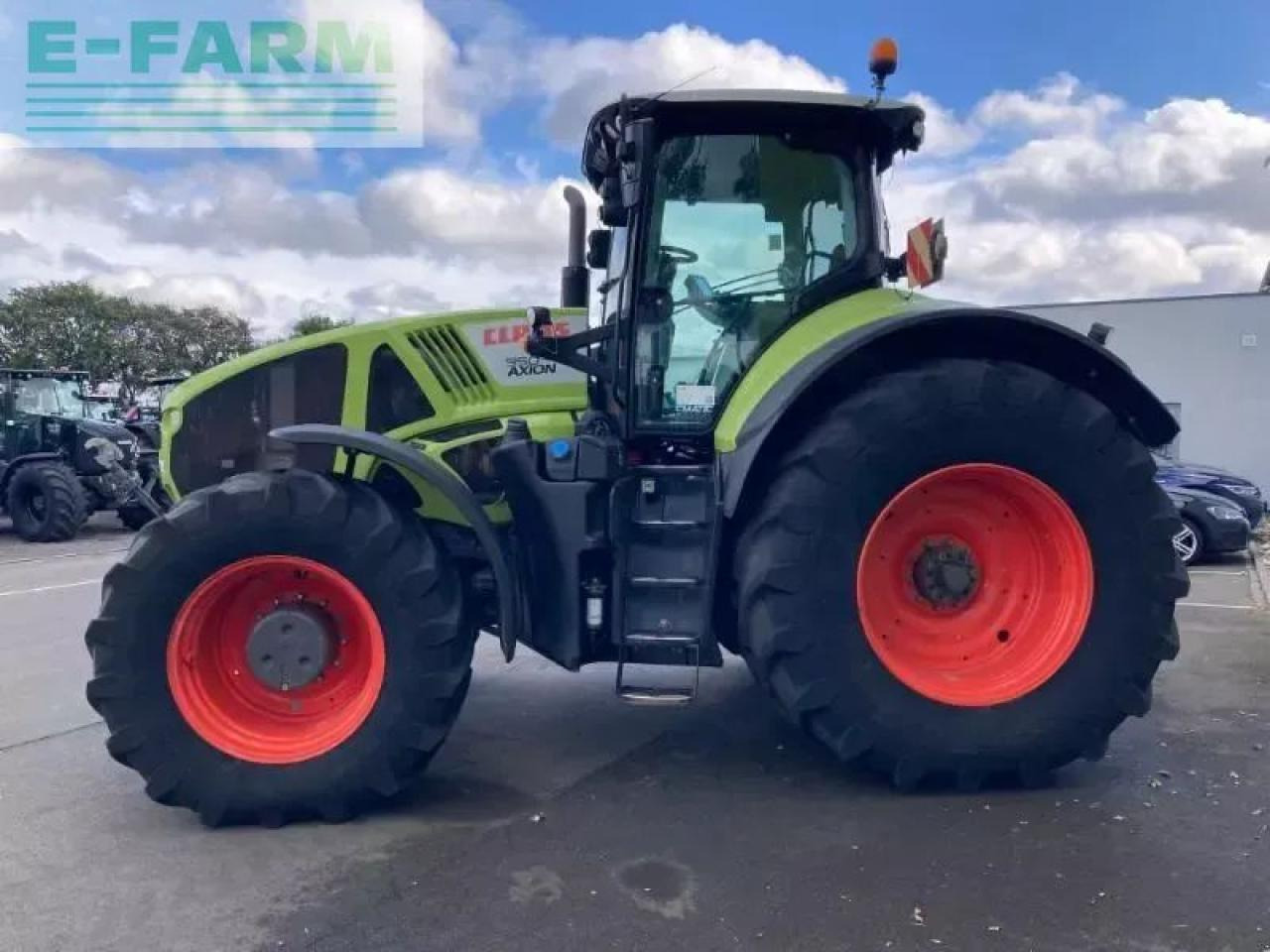 CLAAS axion 950 cmatic cebis CMATIC CEBIS - Farm tractor: picture 2 CLAAS axion 950 cmatic cebis CMATIC CEBIS - Farm tractor: picture 2