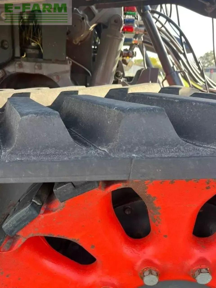 CLAAS axion 960tt - Farm tractor: picture 5 CLAAS axion 960tt - Farm tractor: picture 5