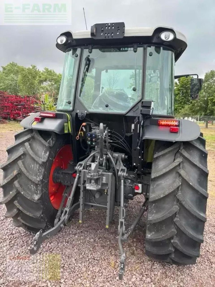 CLAAS axos 240 advanced - Farm tractor: picture 3 CLAAS axos 240 advanced - Farm tractor: picture 3