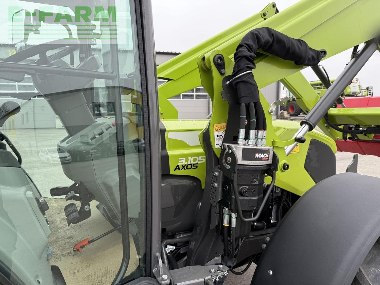 CLAAS axos 3.105 - Farm tractor: picture 3 CLAAS axos 3.105 - Farm tractor: picture 3