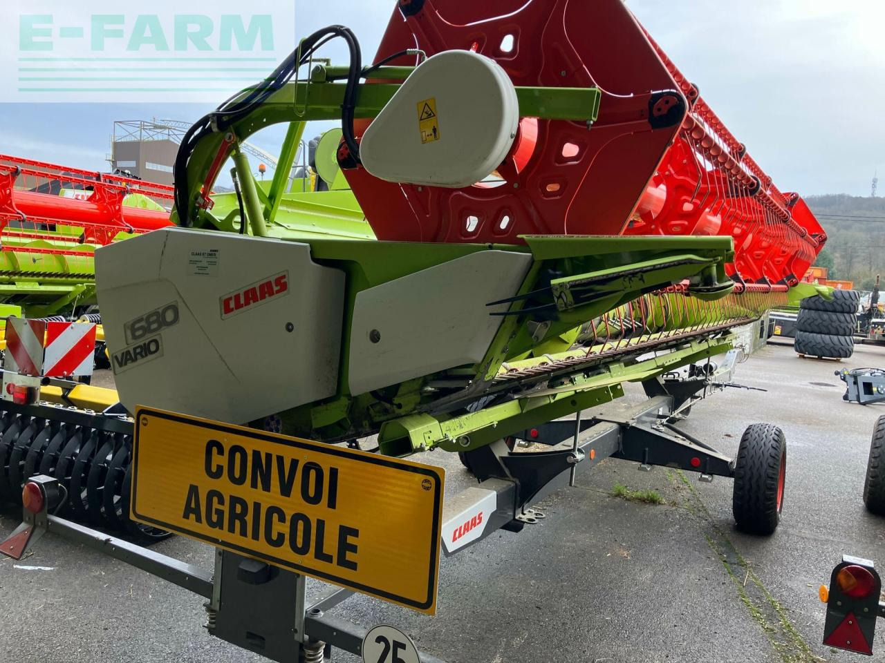 Combine harvester CLAAS lexion 5300: picture 11