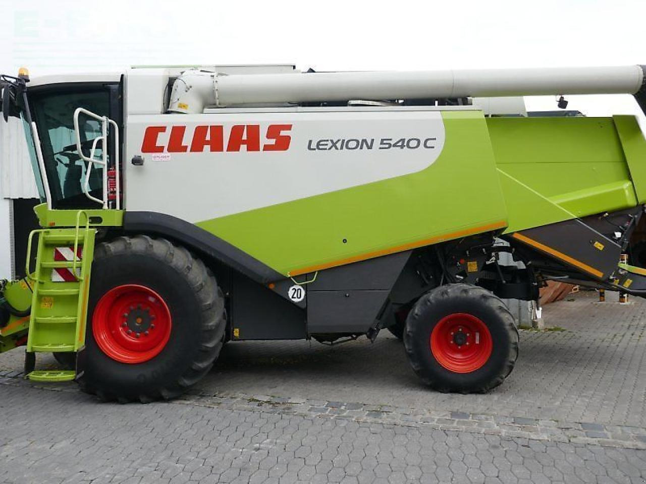 CLAAS lexion 540 c - Combine harvester: picture 2 CLAAS lexion 540 c - Combine harvester: picture 2