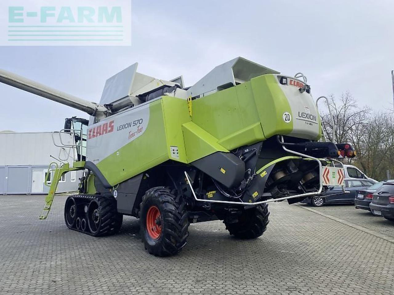 CLAAS lexion 570 tt mit v900+tw - Combine harvester: picture 3 CLAAS lexion 570 tt mit v900+tw - Combine harvester: picture 3