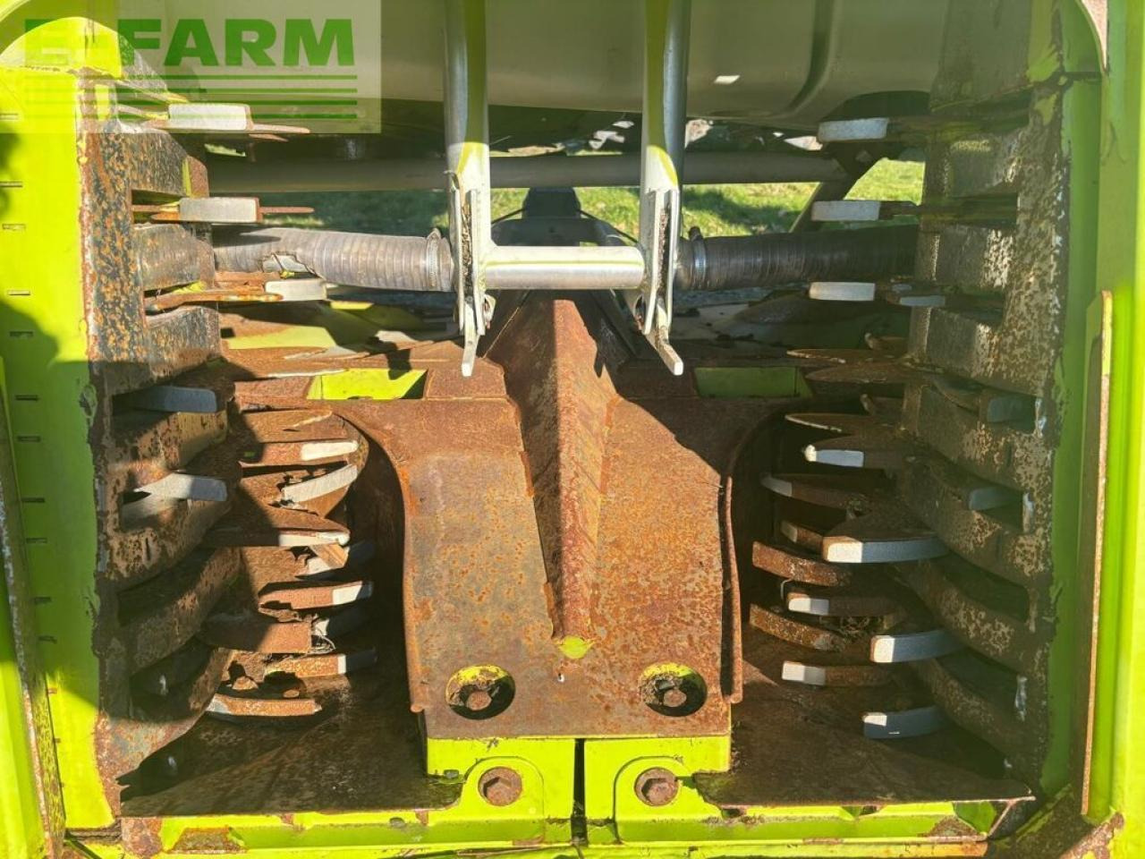 CLAAS orbis 750 ac auto contour, 10-reiher, für jaguar - Forage harvester attachment: picture 5 CLAAS orbis 750 ac auto contour, 10-reiher, für jaguar - Forage harvester attachment: picture 5