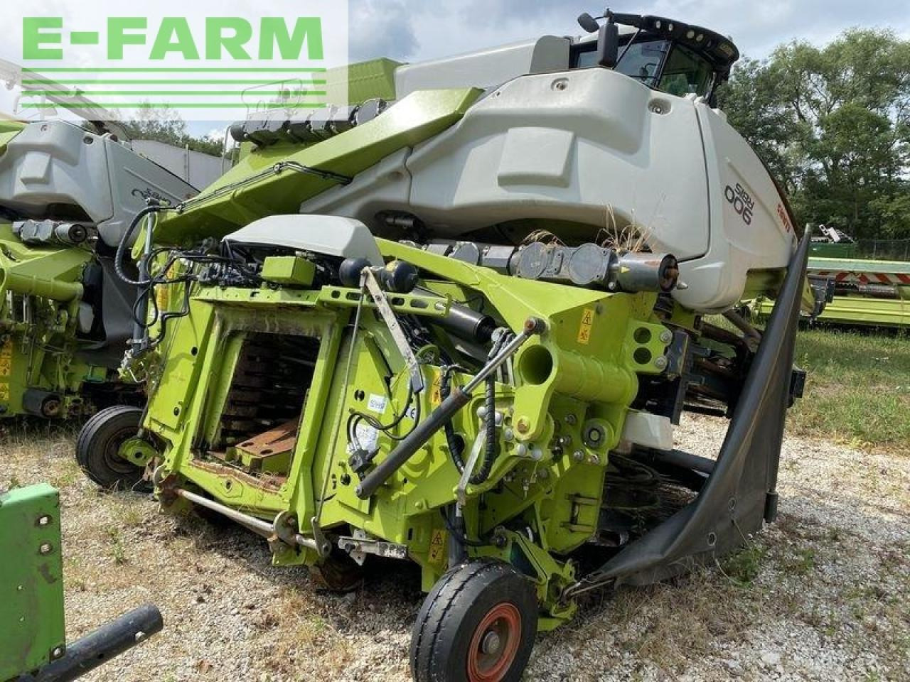 CLAAS orbis 900 - Forage harvester attachment: picture 1 CLAAS orbis 900 - Forage harvester attachment: picture 1