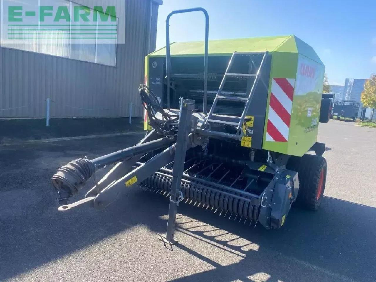 CLAAS rollant340 contacter 06 31 56 12 02 - Square baler: picture 1 CLAAS rollant340 contacter 06 31 56 12 02 - Square baler: picture 1