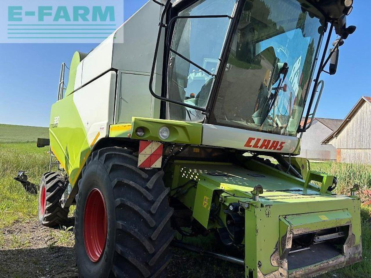 CLAAS tucano 320 - Combine harvester: picture 2 CLAAS tucano 320 - Combine harvester: picture 2