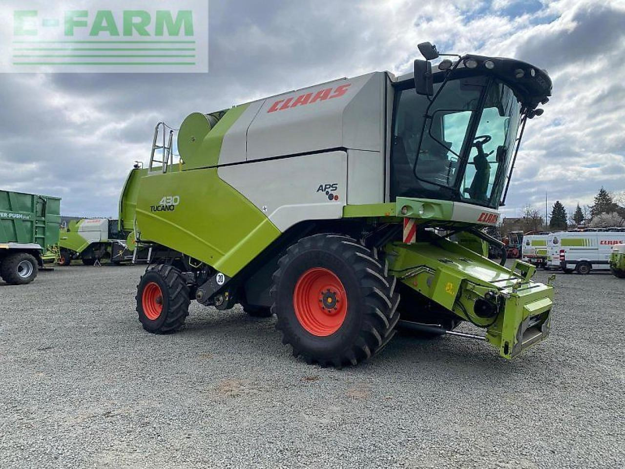 CLAAS tucano 430 - Combine harvester: picture 5 CLAAS tucano 430 - Combine harvester: picture 5