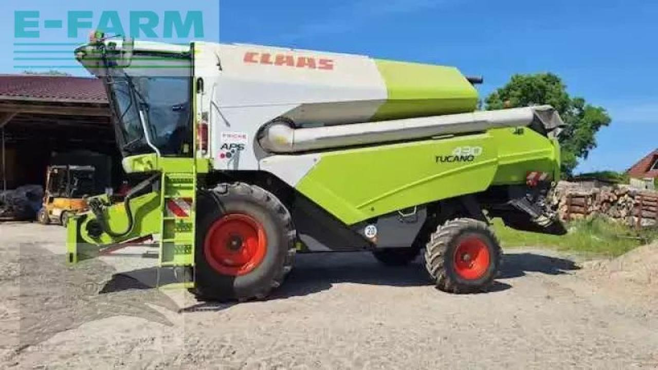 CLAAS tucano 430 - Combine harvester: picture 1 CLAAS tucano 430 - Combine harvester: picture 1