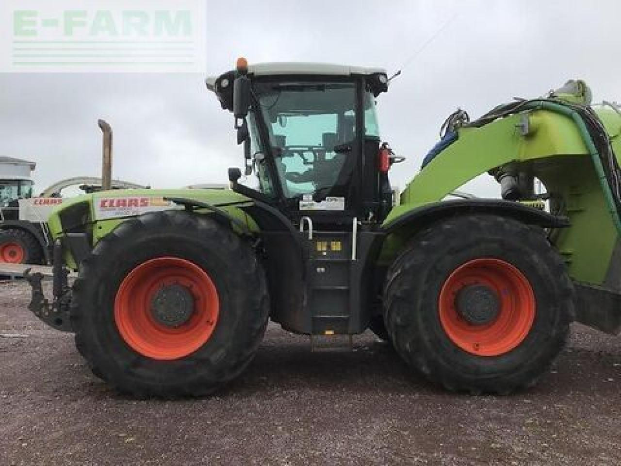 CLAAS xerion 3800 trac vc TRAC VC - Farm tractor: picture 4 CLAAS xerion 3800 trac vc TRAC VC - Farm tractor: picture 4