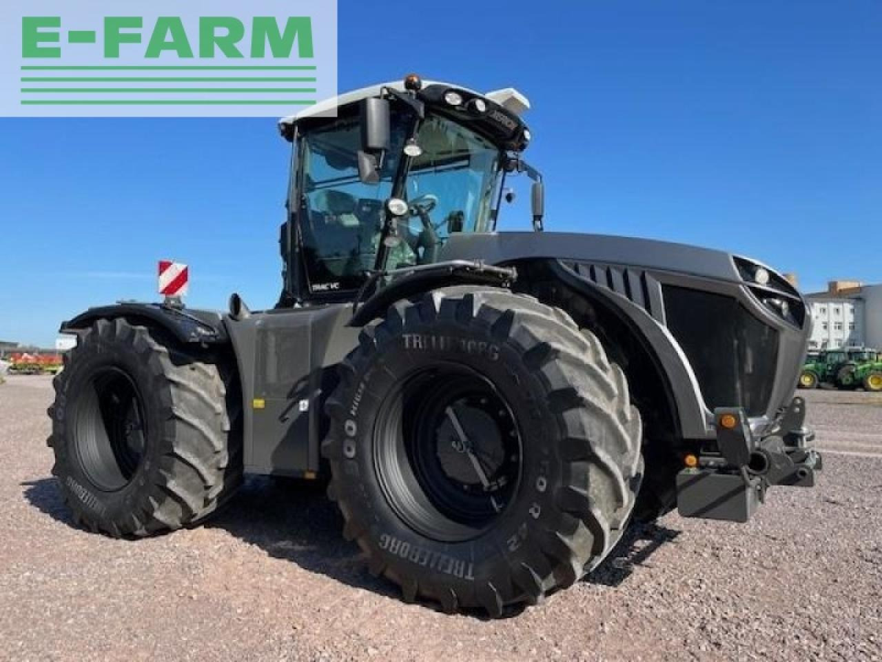 CLAAS xerion 4000 trac vc TRAC VC - Farm tractor: picture 3 CLAAS xerion 4000 trac vc TRAC VC - Farm tractor: picture 3