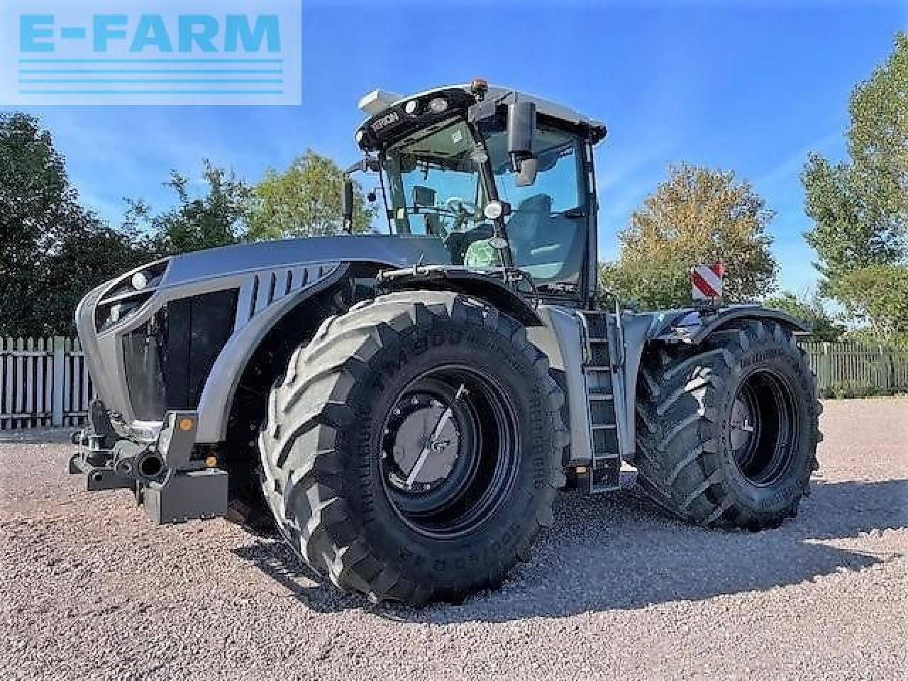 CLAAS xerion 4000 trac vc TRAC VC - Farm tractor: picture 1 CLAAS xerion 4000 trac vc TRAC VC - Farm tractor: picture 1