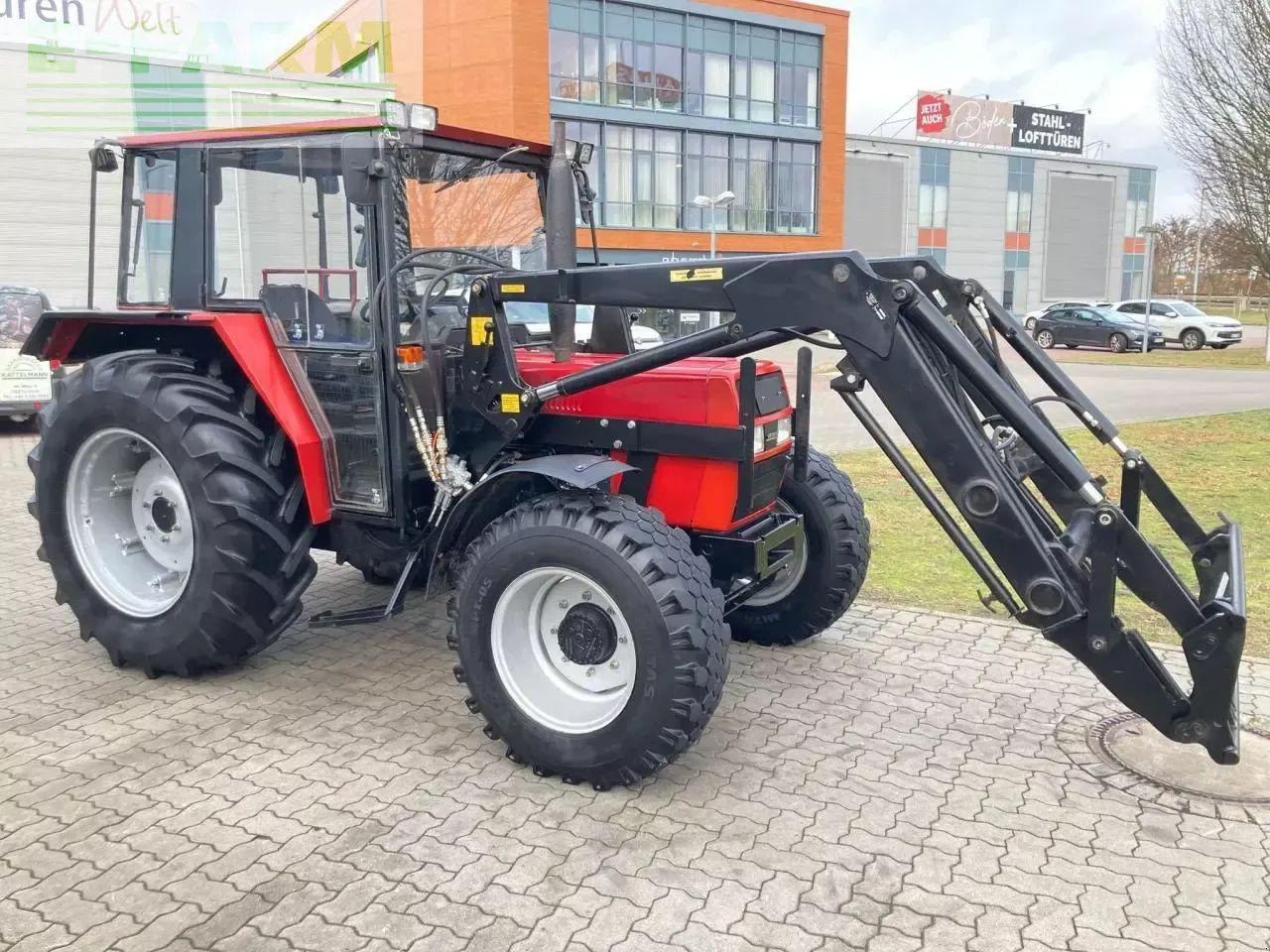 Case-IH 740as - Farm tractor: picture 3 Case-IH 740as - Farm tractor: picture 3
