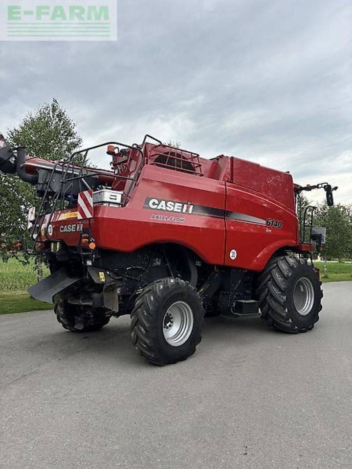 Case-IH axial-flow 6140 - Combine harvester: picture 4 Case-IH axial-flow 6140 - Combine harvester: picture 4