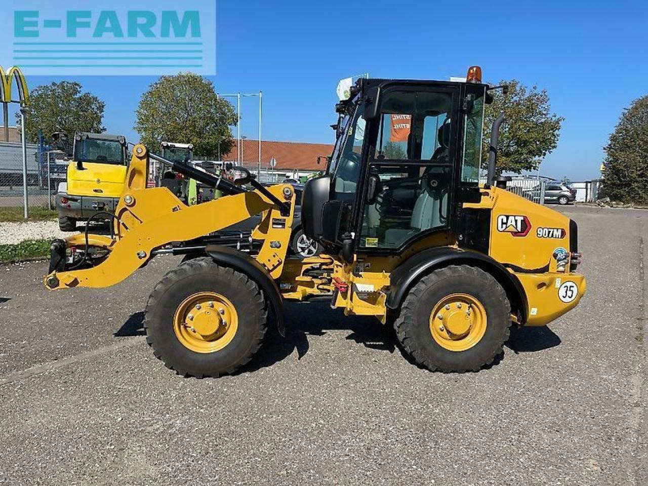 Caterpillar 907m - Mini excavator: picture 2 Caterpillar 907m - Mini excavator: picture 2