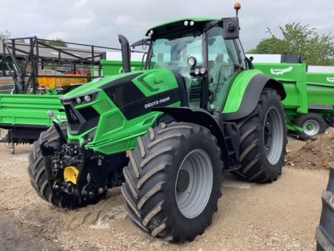 Deutz-Fahr 6215ps - Farm tractor: picture 1 Deutz-Fahr 6215ps - Farm tractor: picture 1