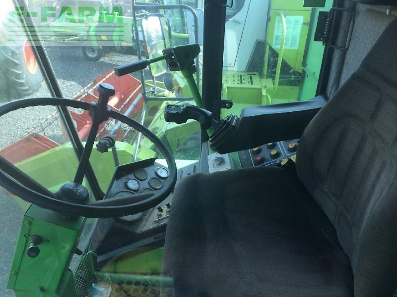 Deutz-Fahr m 35.40 - Combine harvester: picture 5 Deutz-Fahr m 35.40 - Combine harvester: picture 5
