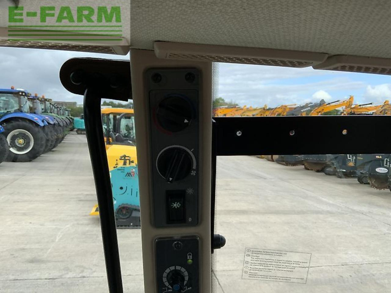 Farm tractor Fendt 210 (st23989): picture 27 Farm tractor Fendt 210 (st23989): picture 27