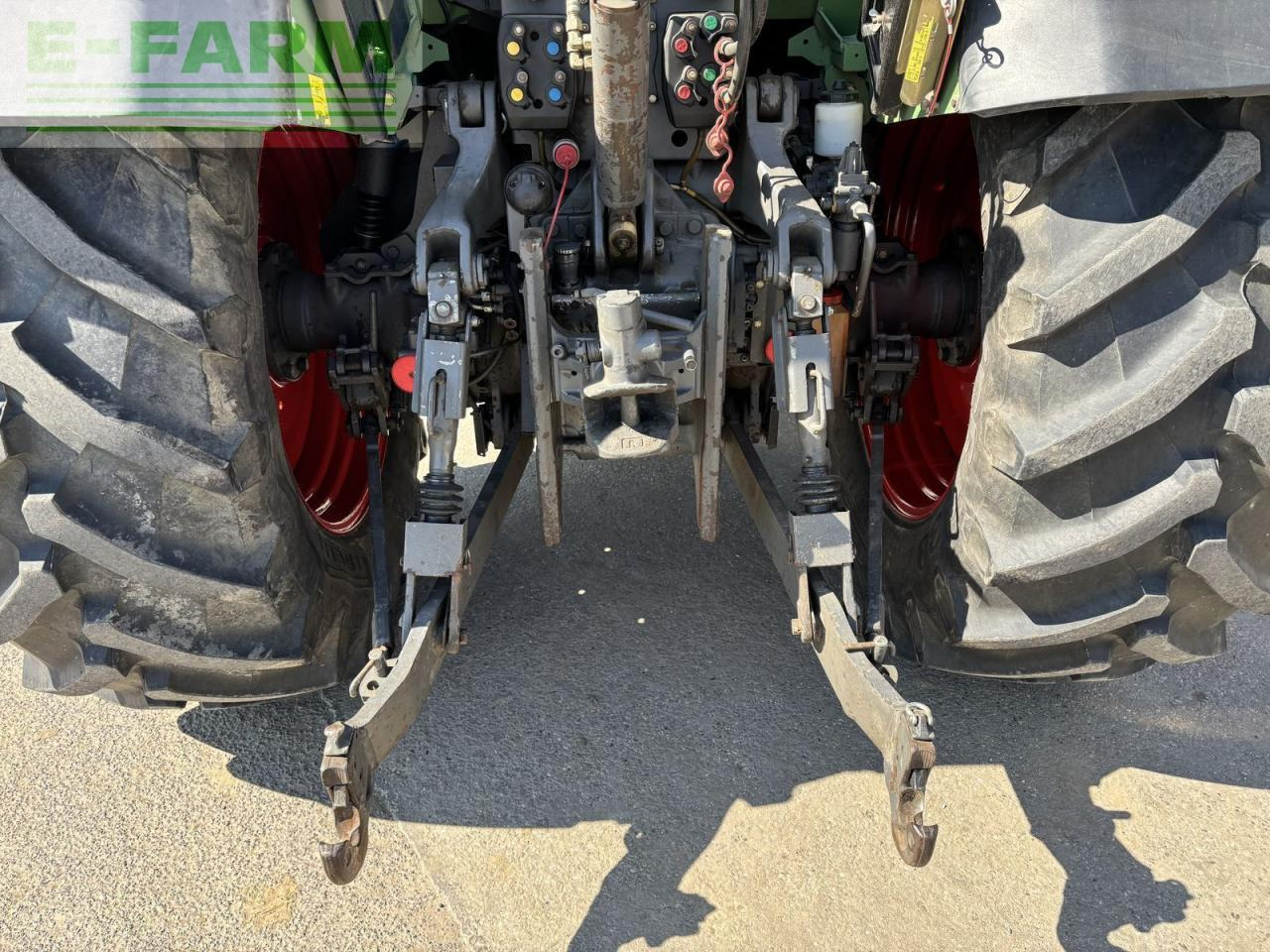 Farm tractor Fendt 412 vario: picture 17