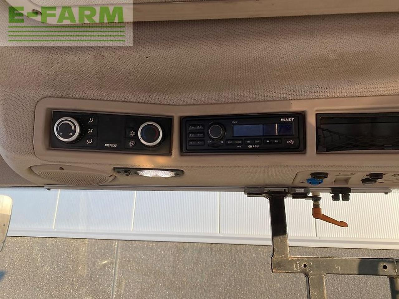 Farm tractor Fendt 720 profiplus: picture 12