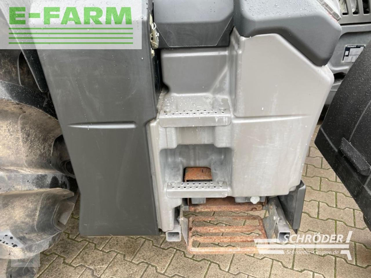 Farm tractor Fendt 724 s4 power plus rtk: picture 19