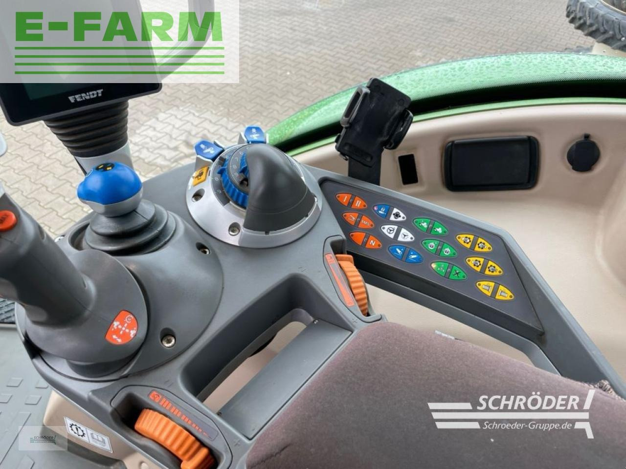 Farm tractor Fendt 724 s4 power plus rtk: picture 14