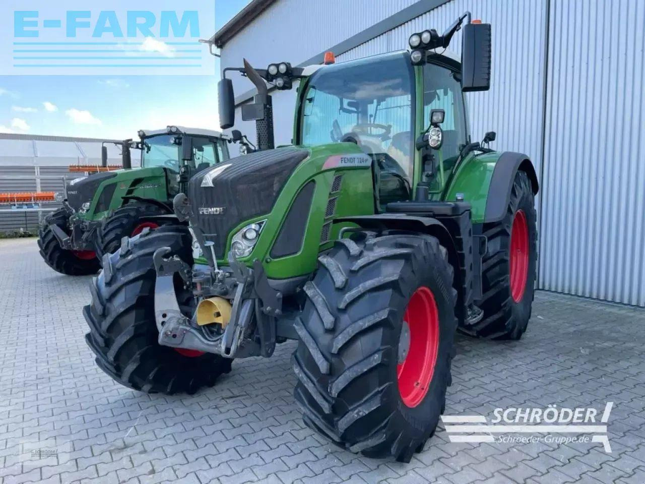 Fendt 724 s4 profi plus - Farm tractor: picture 5 Fendt 724 s4 profi plus - Farm tractor: picture 5
