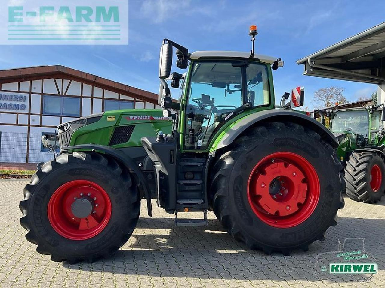 Fendt 728 vario gen7 - Farm tractor: picture 3 Fendt 728 vario gen7 - Farm tractor: picture 3