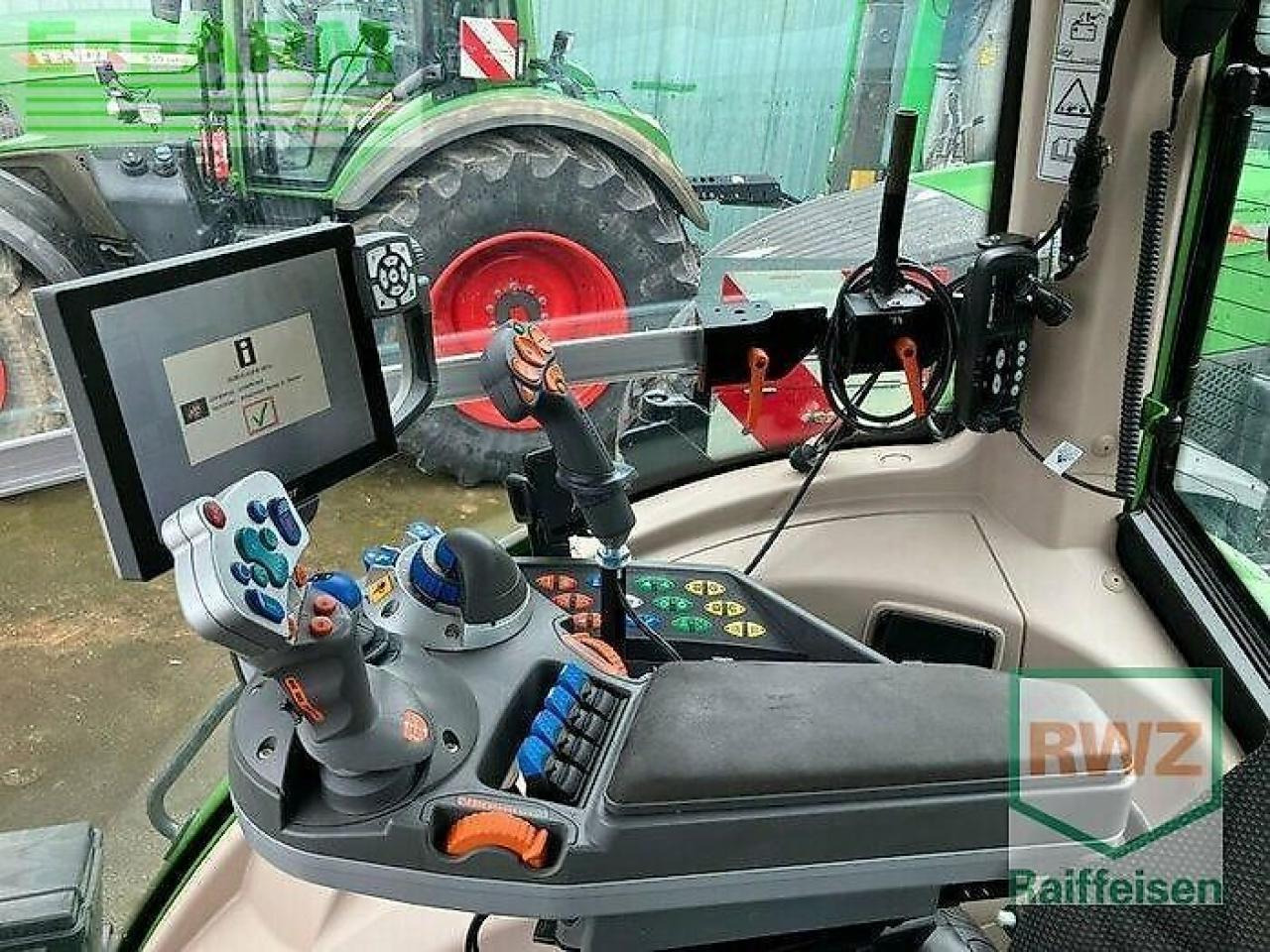 Fendt 826 s4 profi plus gwvl bis 2028 - Farm tractor: picture 4 Fendt 826 s4 profi plus gwvl bis 2028 - Farm tractor: picture 4