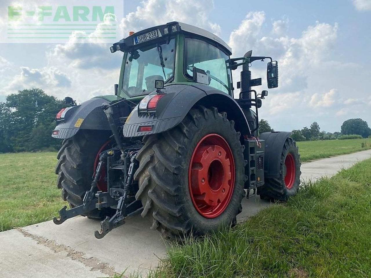 Fendt 826 vario profi plus ProfiPlus - Farm tractor: picture 4 Fendt 826 vario profi plus ProfiPlus - Farm tractor: picture 4