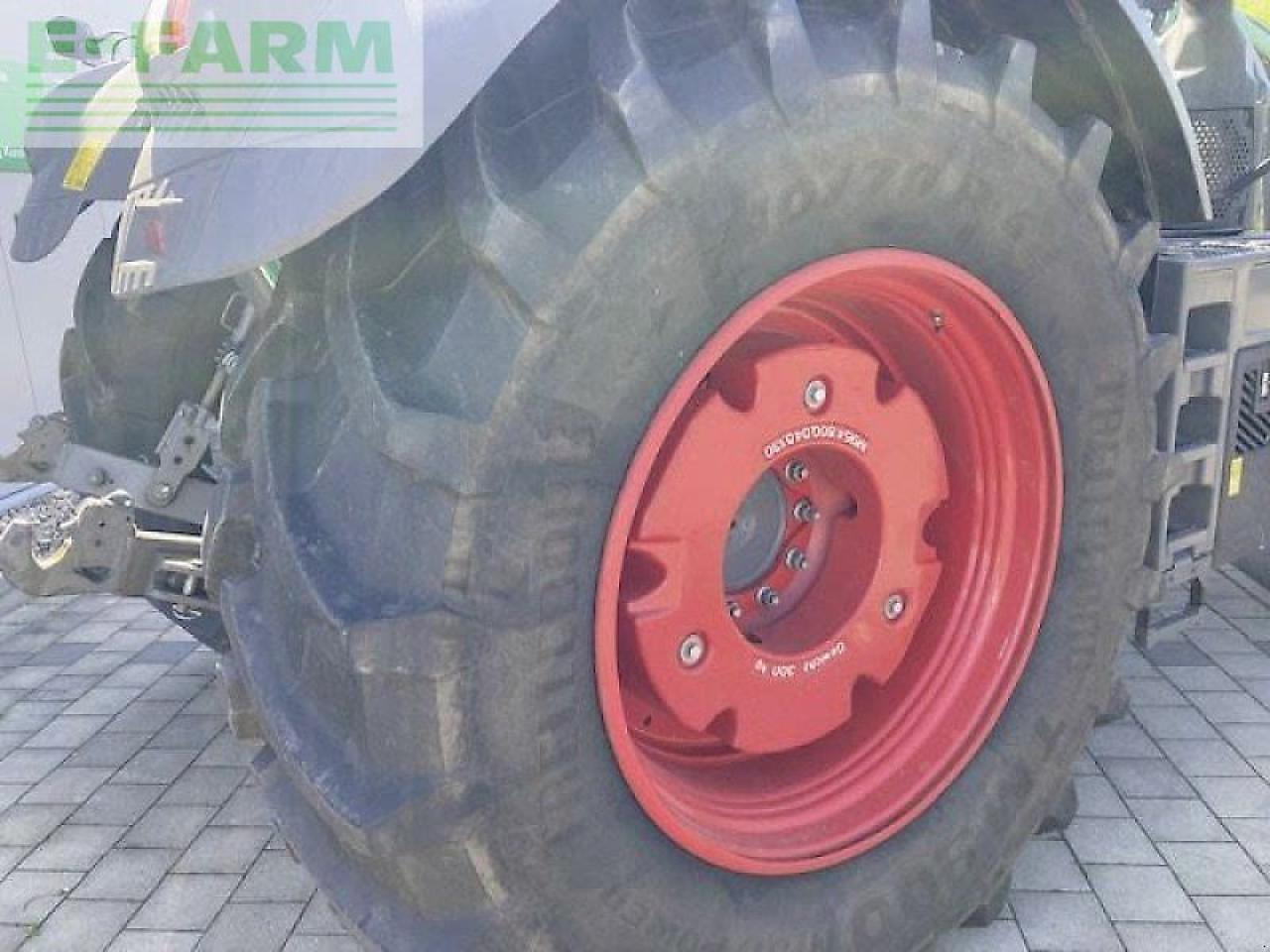 Fendt 826 vario s4 profi+ ProfiPlus - Farm tractor: picture 5 Fendt 826 vario s4 profi+ ProfiPlus - Farm tractor: picture 5