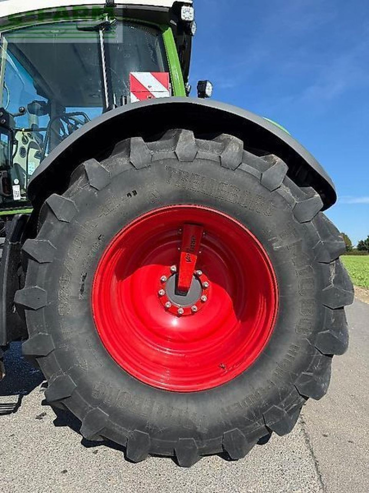 Farm tractor Fendt 939: picture 8