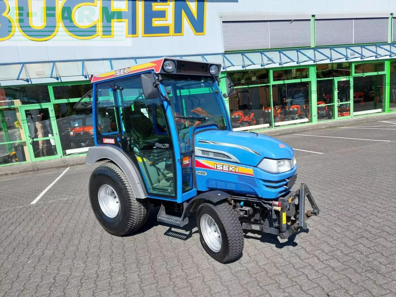 Iseki 4295 ahl - Farm tractor: picture 5 Iseki 4295 ahl - Farm tractor: picture 5