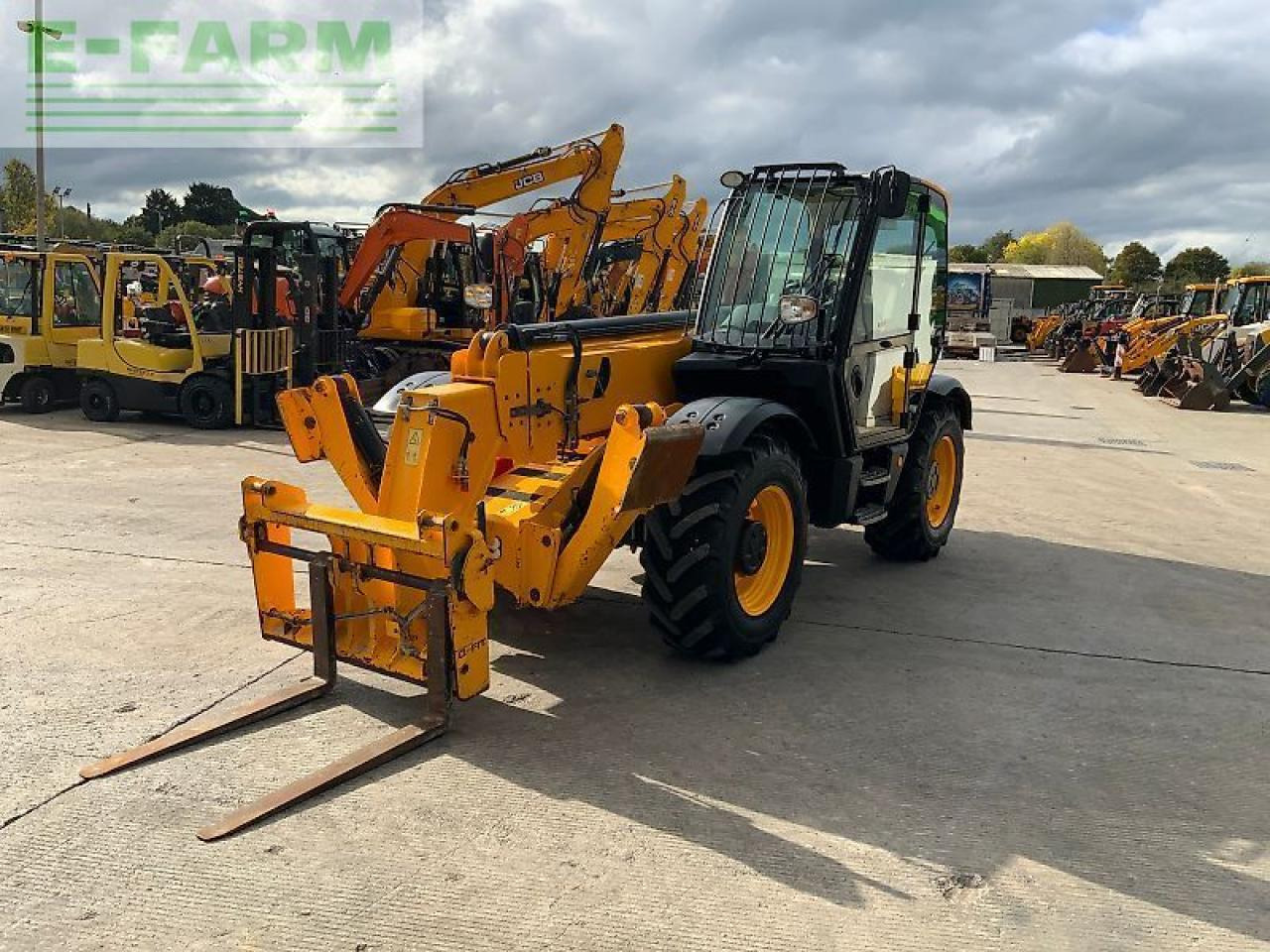 JCB 535-125 hi viz telehandler (st24834) - Telescopic handler: picture 5 JCB 535-125 hi viz telehandler (st24834) - Telescopic handler: picture 5