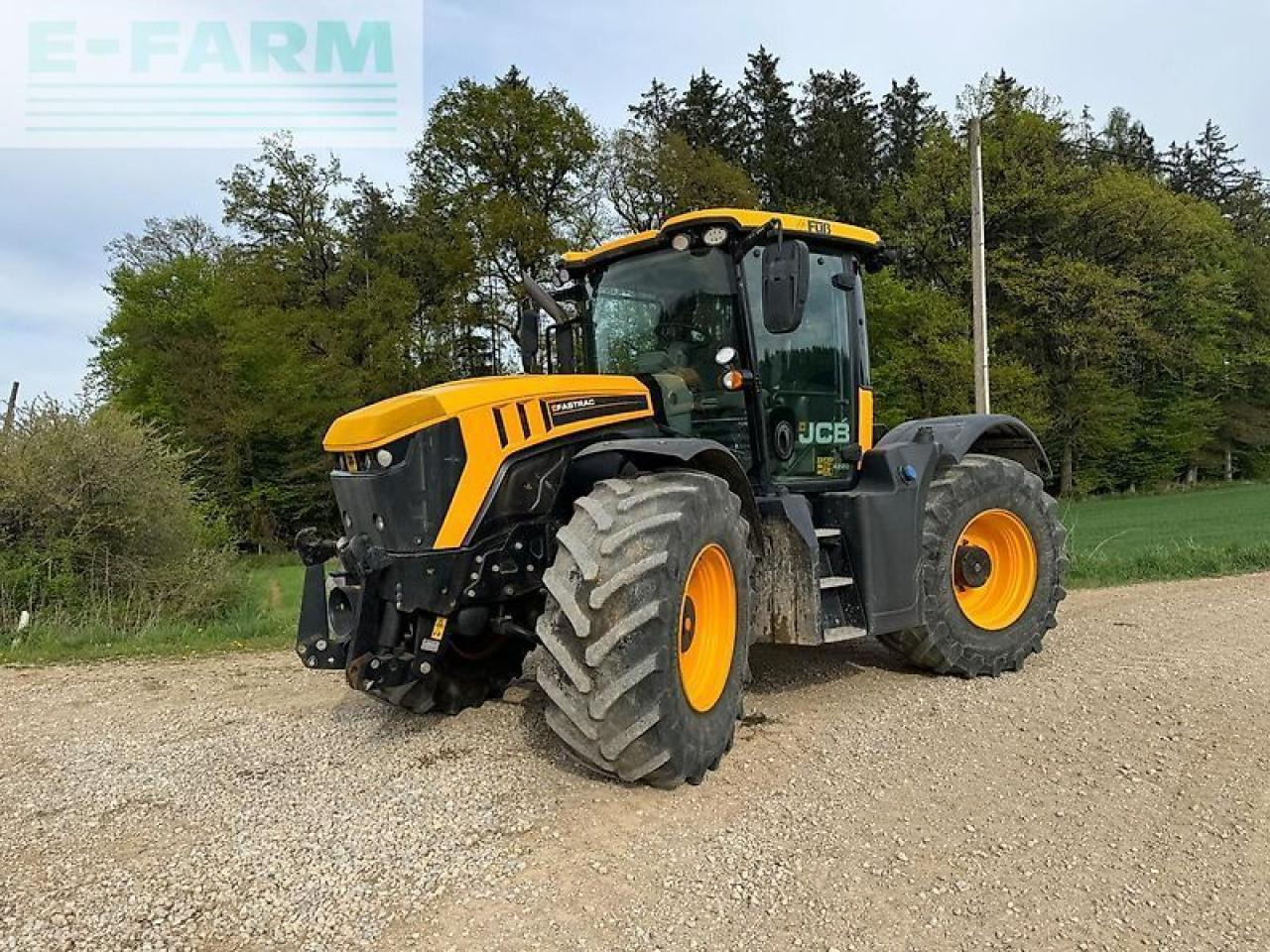 JCB fastrac 4220 - Farm tractor: picture 1 JCB fastrac 4220 - Farm tractor: picture 1