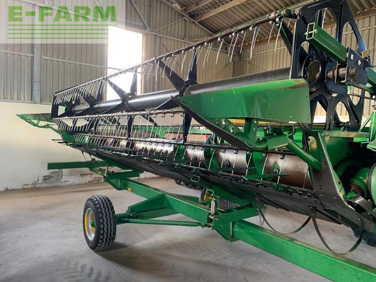 John Deere 1550 WTS - Combine harvester: picture 4 John Deere 1550 WTS - Combine harvester: picture 4
