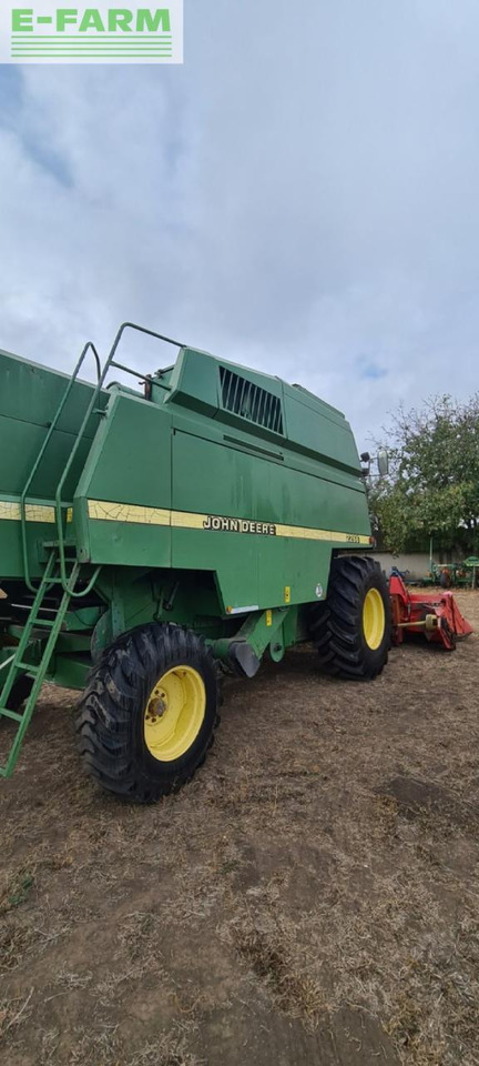 John Deere 2266 - Combine harvester: picture 3 John Deere 2266 - Combine harvester: picture 3