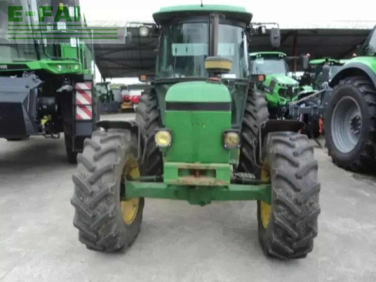 John Deere 2850 - Farm tractor: picture 4 John Deere 2850 - Farm tractor: picture 4